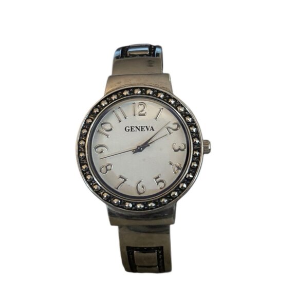Geneva Vintage Silver Watch Bracelet w Hing Closure, Preppy Classic Office Date - Picture 1 of 5